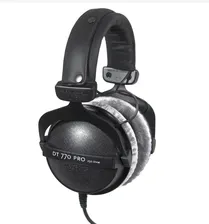 BEYERDYNAMIC DT 770 PRO Студийные наушники 250 Ом